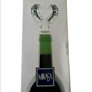 Mikasa Crystal Venus Heart Bottle Stopper